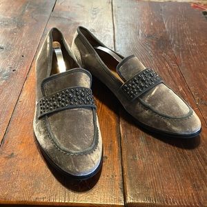 SARTO Franco Sarto Women's flats loafers A-Johanna silver Grey Velvet Size 12 M